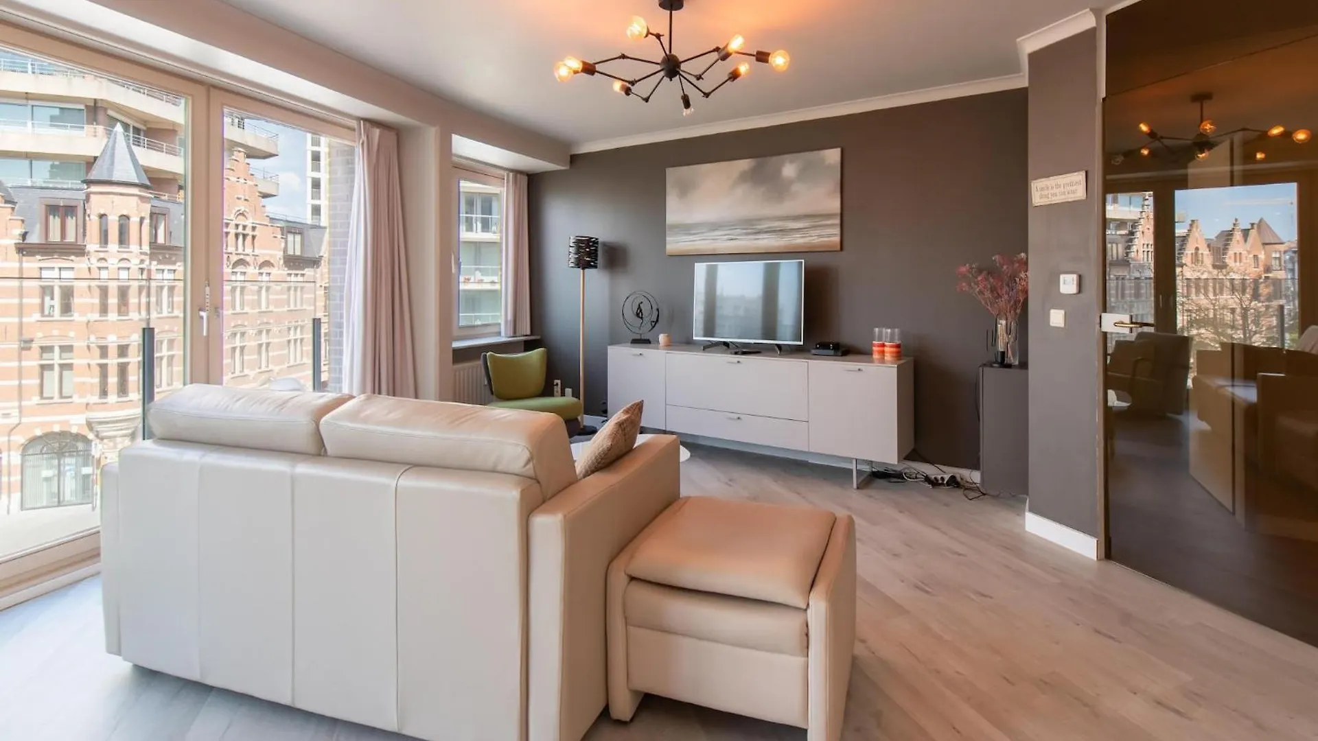 Beautiful Apartment With View Ostend